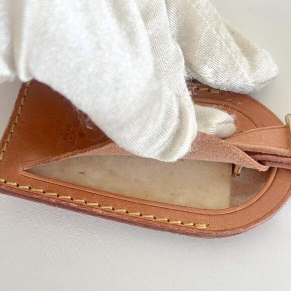 Louis Vuitton Luggage Tag - Picture 7 of 7